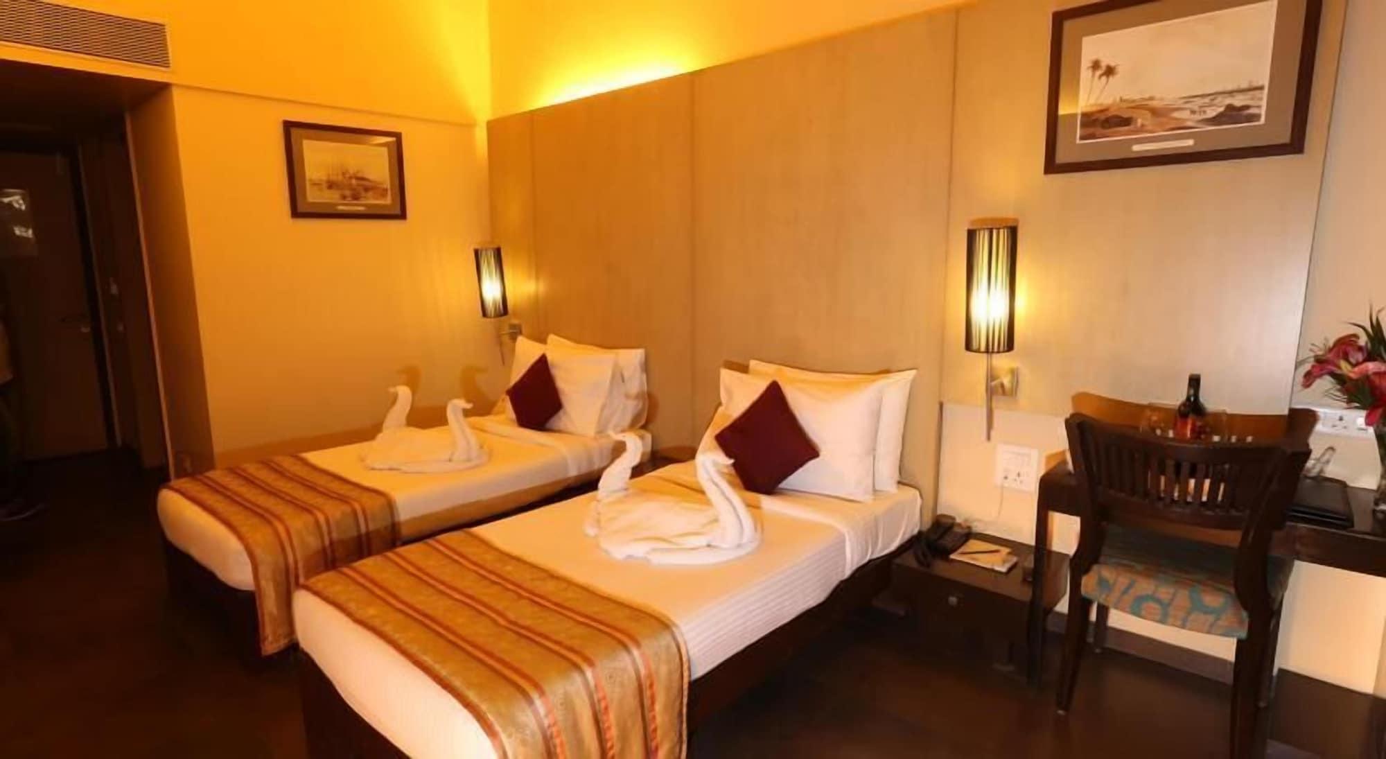 Marquis Beach Resort Candolim Exterior foto
