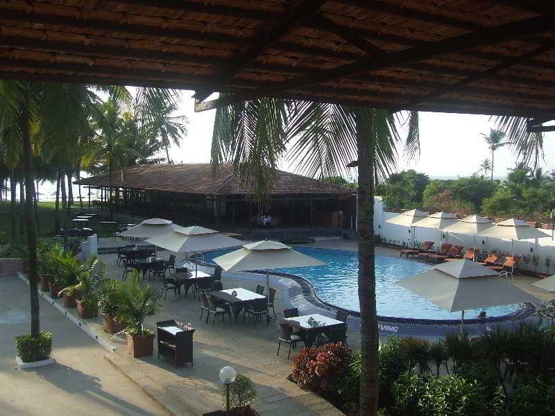 Marquis Beach Resort Candolim Exterior foto